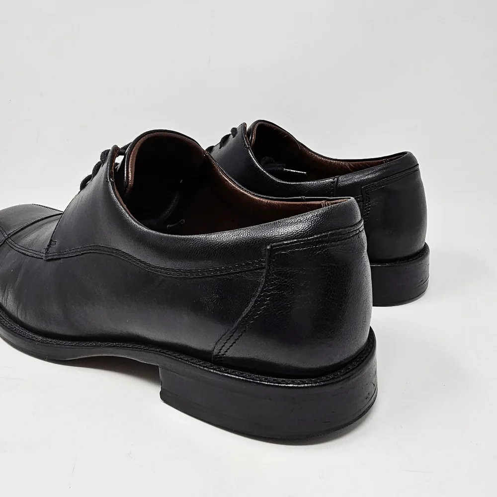 Johnston & Murphy Dobson Black Leather Cap Toe Sheepskin Lining‎ Mens Size US 11